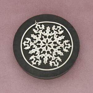 tiffany & co sterling silver vintage round winter snowflake christmas ornament